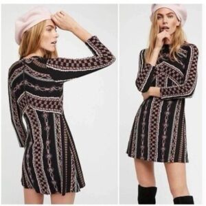 Like New! Free People boho Stella long sleeve skater dress
Size XS